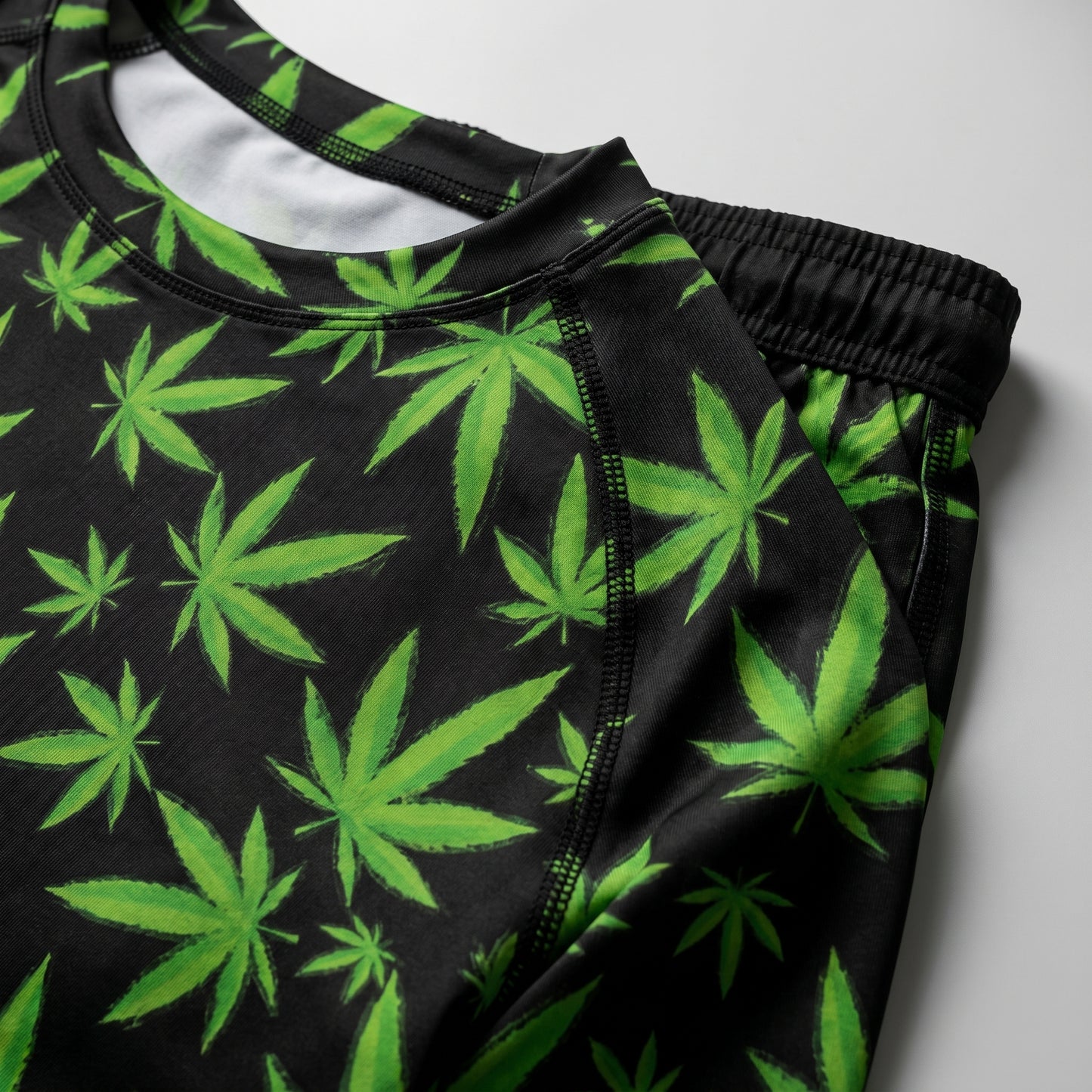 Weed — Rashguard + Shorts Set